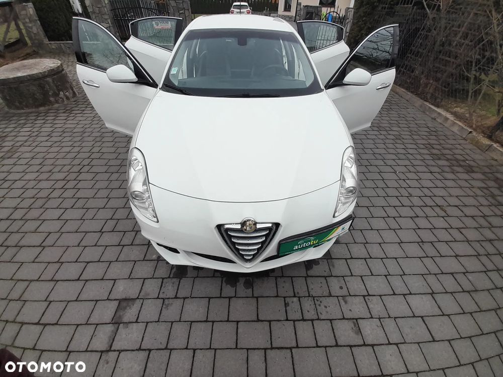 Alfa Romeo Giulietta 1.6 JTDM Veloce - 12