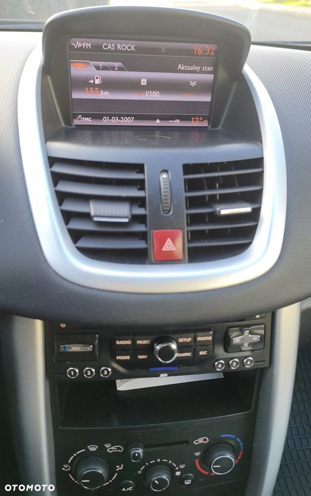 Peugeot 207 1.4 Trendy - 11