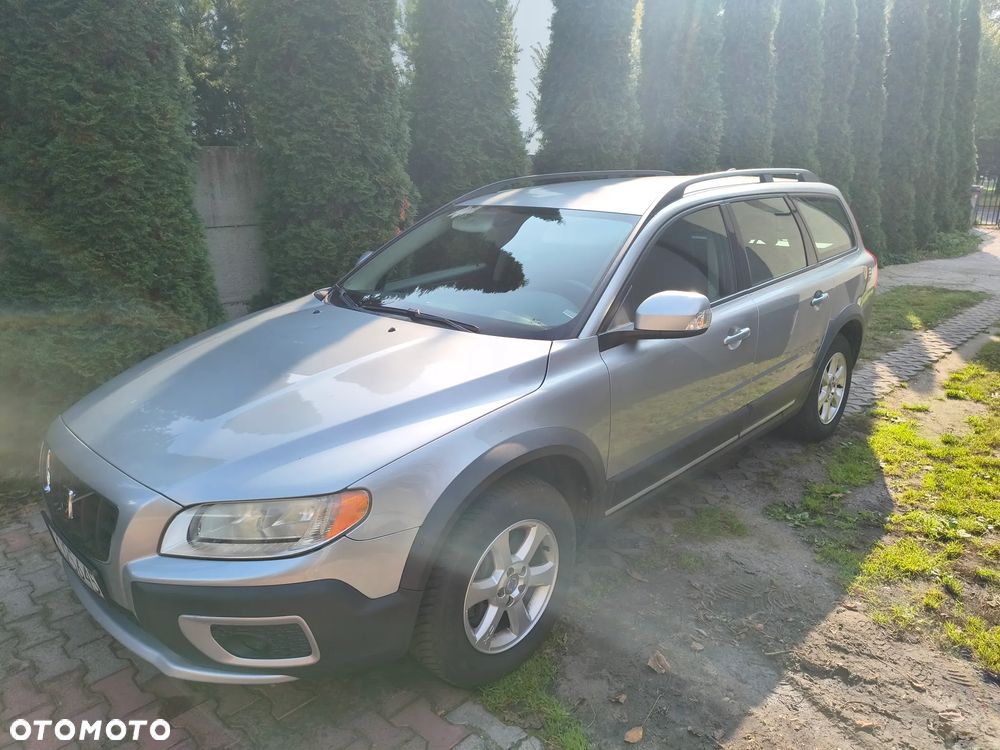 Volvo XC 70 - 4