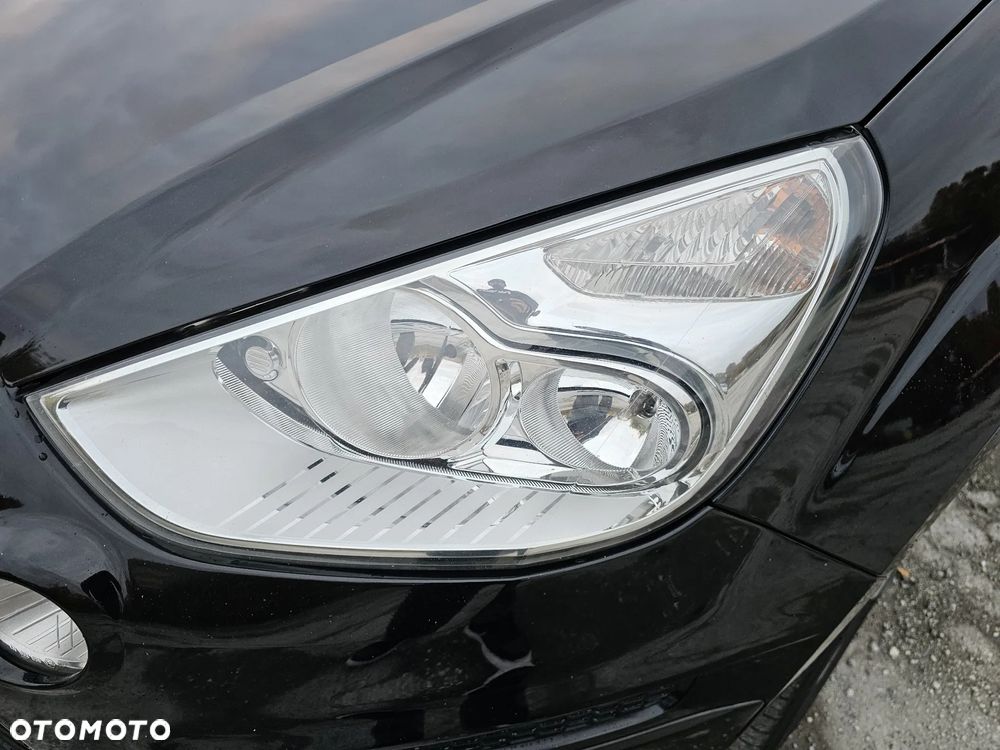 Ford S-Max 2.0 TDCi DPF Titanium - 12