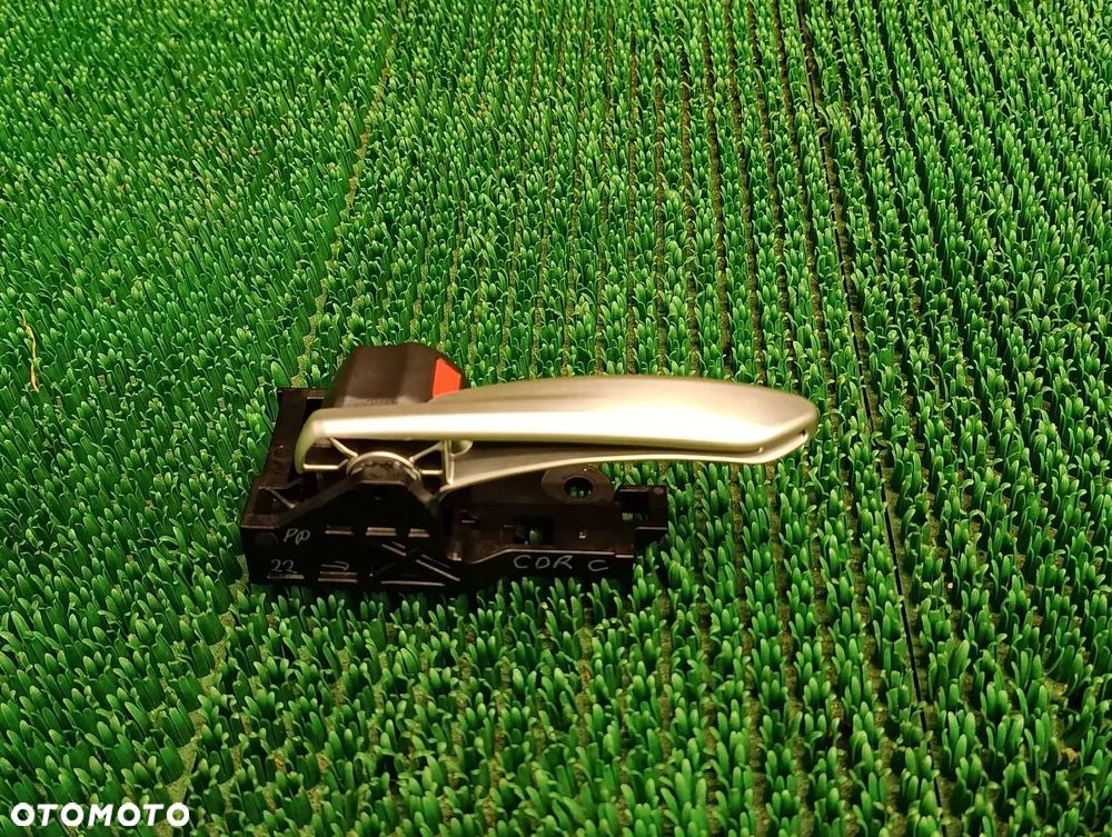 TOYOTA COROLLA CROSS od 2022r Klamka Wewnętrzna Przód Tył Prawy Lewy - 1