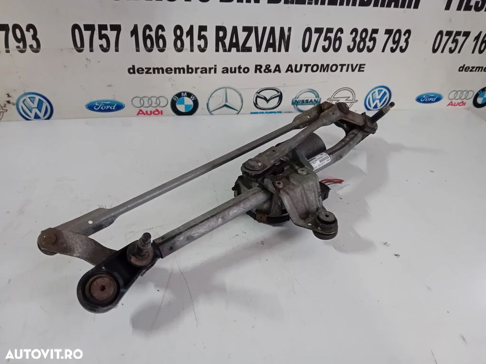 Ansamblu Cu Motoras Stergatoare Audi A3 8V An 2013-2020 Cod OEM 8V1955023D Volan Stanga - 5