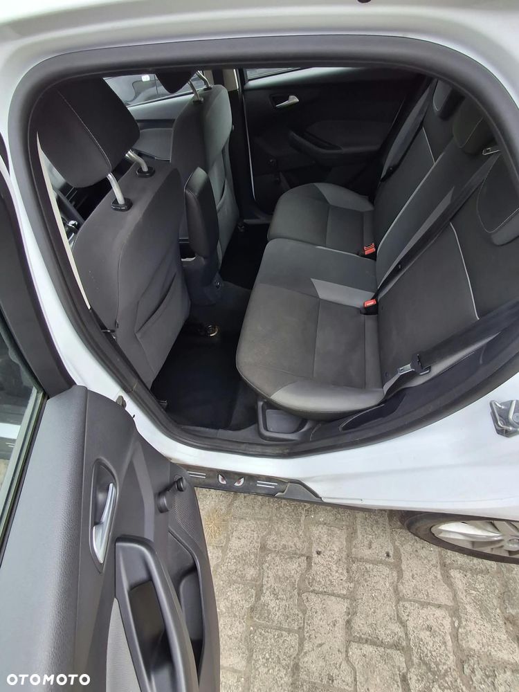 Ford Focus 1.6 TDCi Ambiente - 11