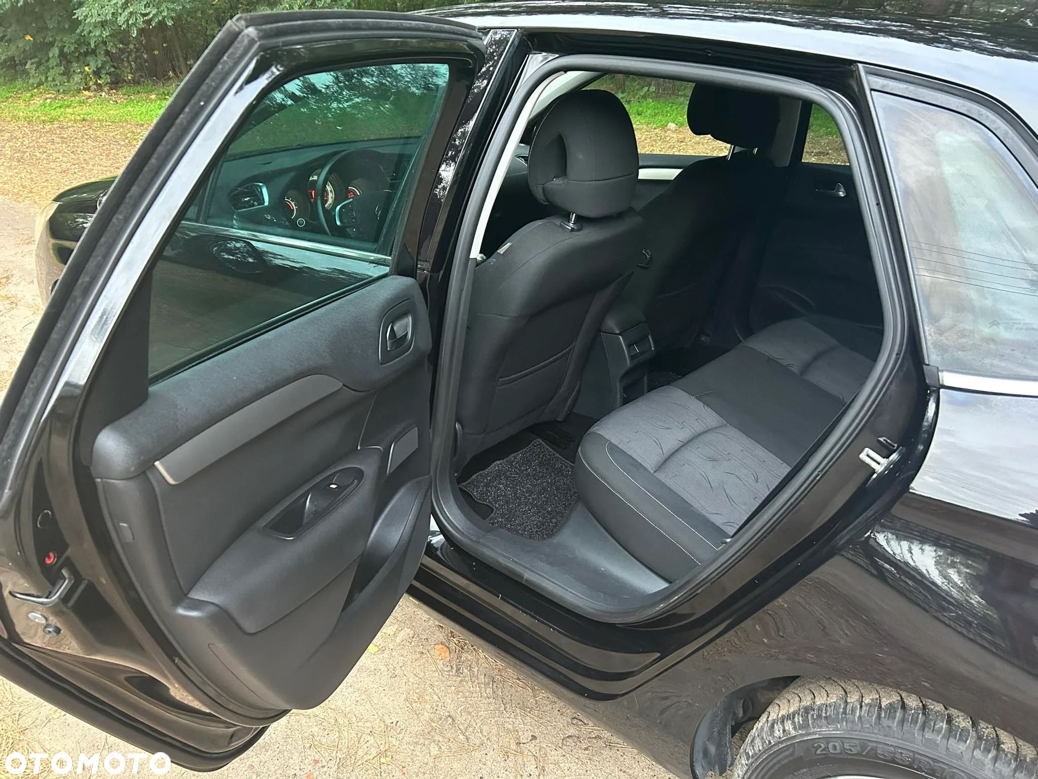 Citroën C4 1.6 HDi Attraction - 5