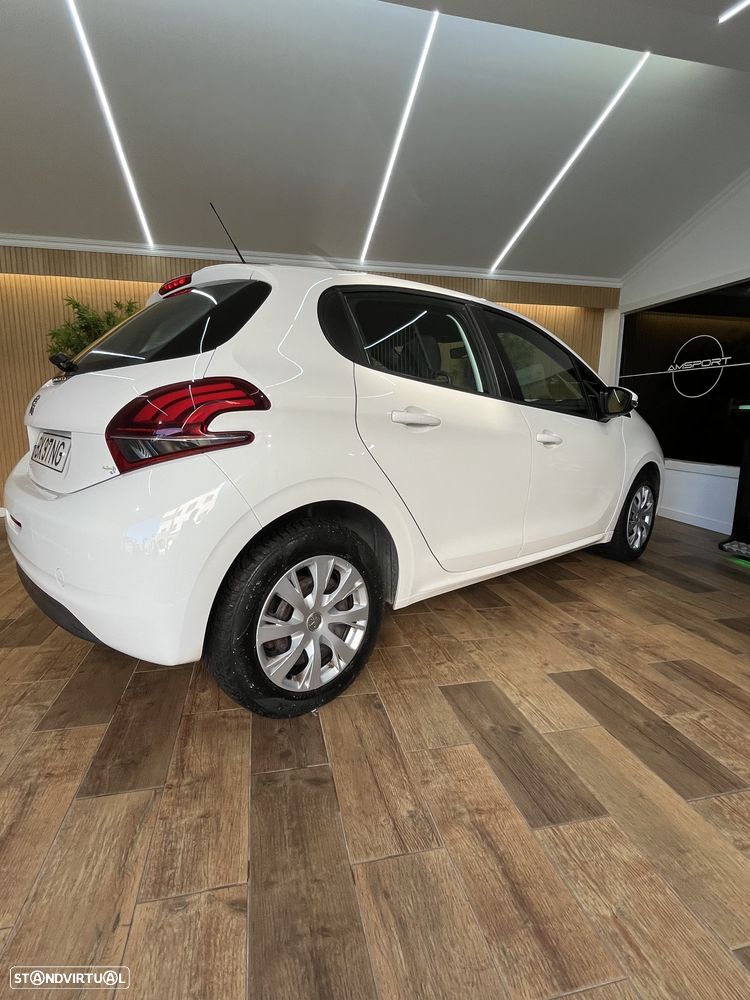 Peugeot 208 Hdi Pack Premium 100cv - 42