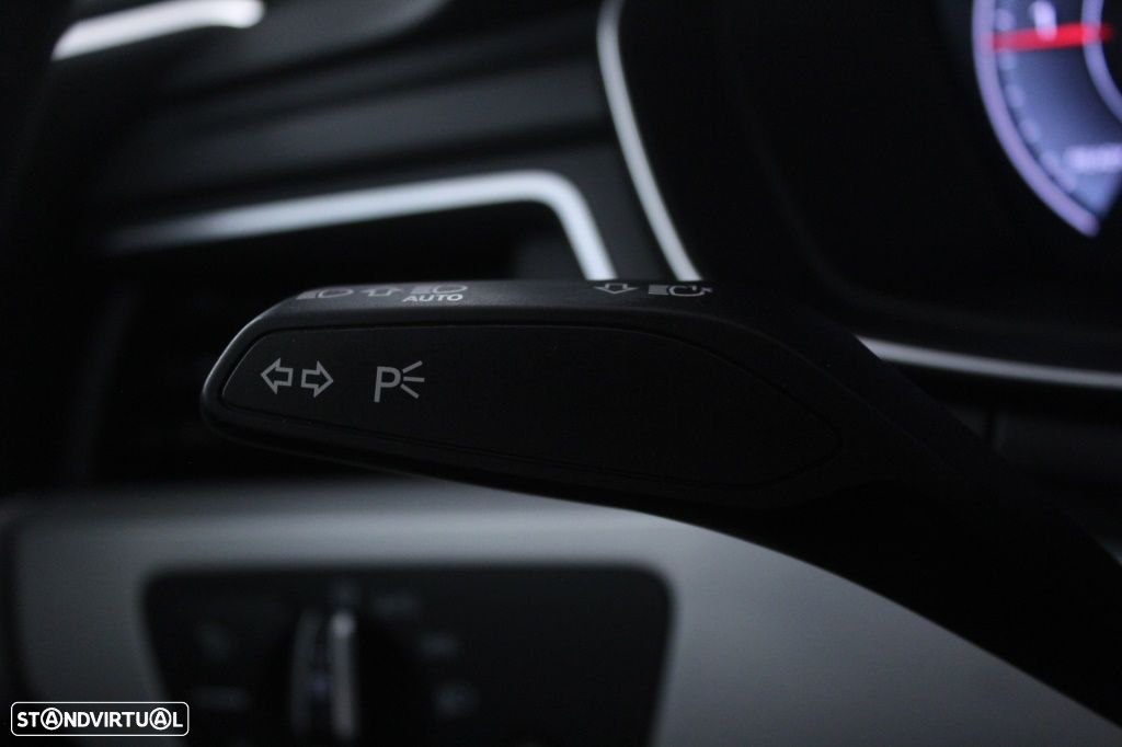 Audi A4 Avant 35 TDI Fleet Edition S tronic - 24