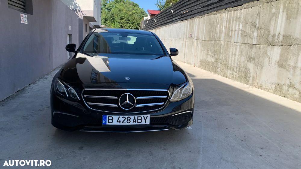 Mercedes-Benz E 250 T-Modell Aut - 2