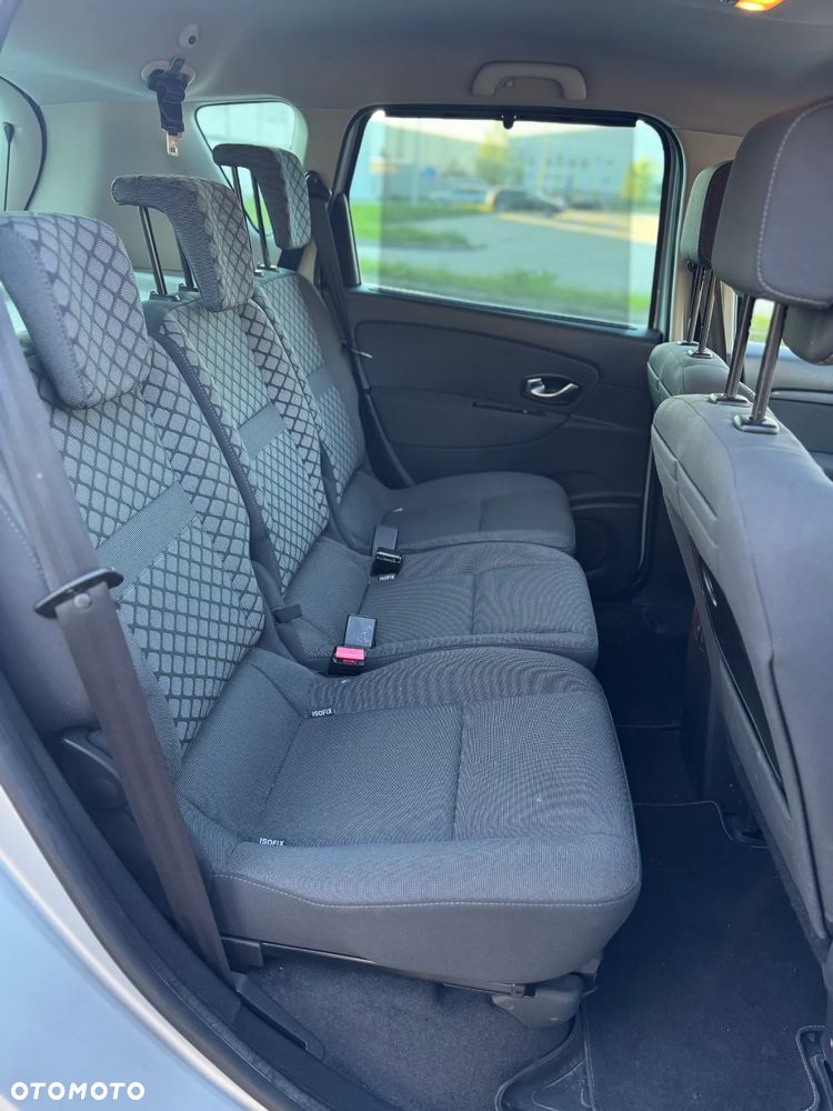 Renault Scenic 1.4 16V TCE Expression - 11