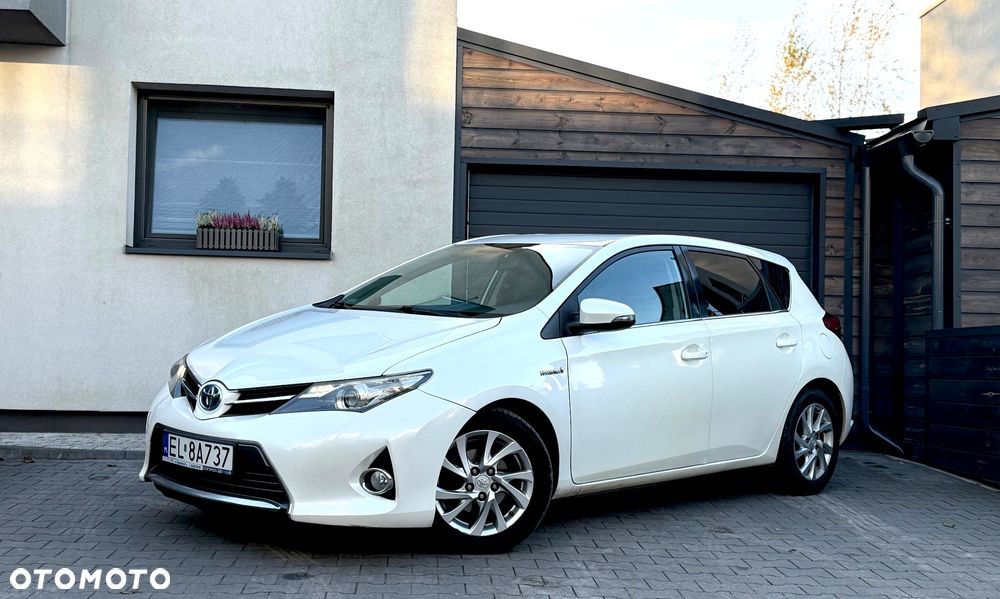 Toyota Auris 1.8 HSD Luna - 6