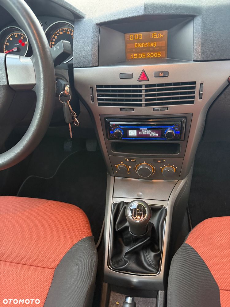 Opel Astra - 10