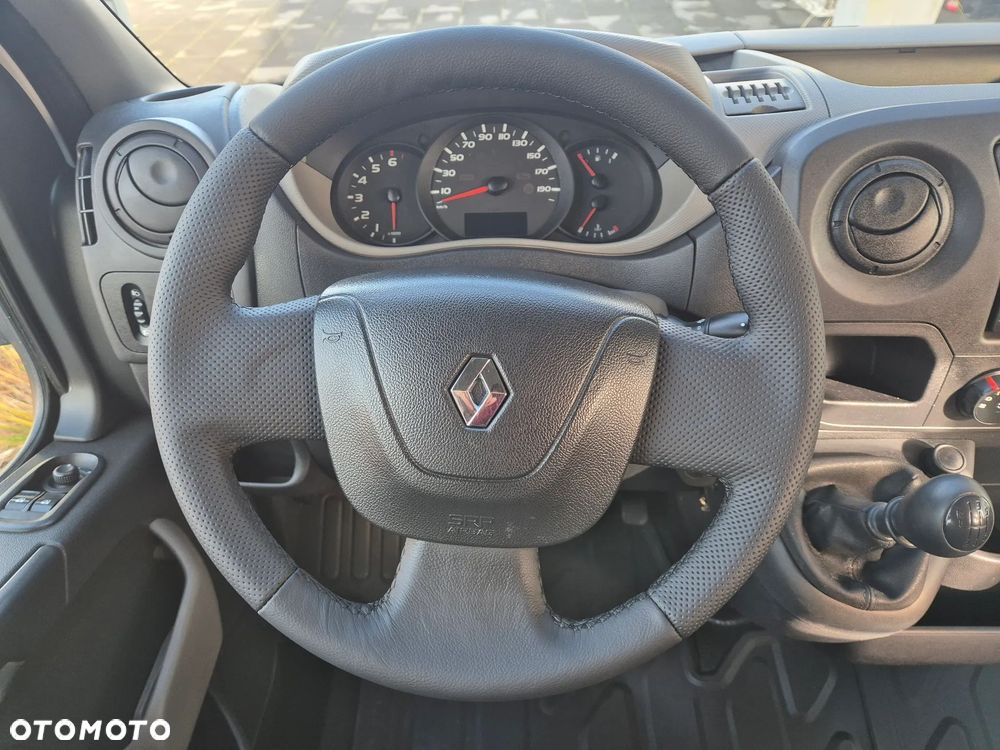 Renault Master - 11