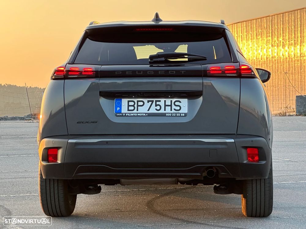 Peugeot 2008 1.2 PureTech Allure Pack - 6