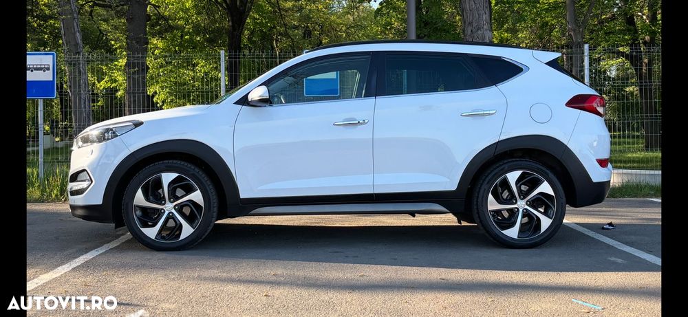 Hyundai Tucson blue 2.0 CRDi 4WD Aut. Premium - 3