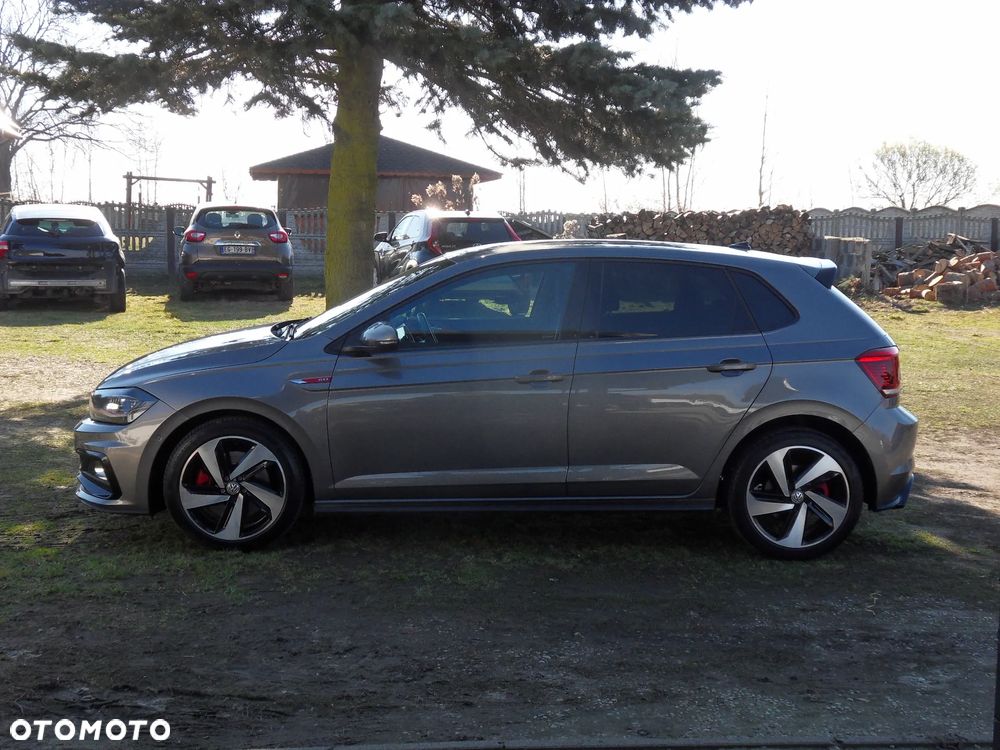 Volkswagen Polo 2.0 TSI OPF DSG GTI - 2