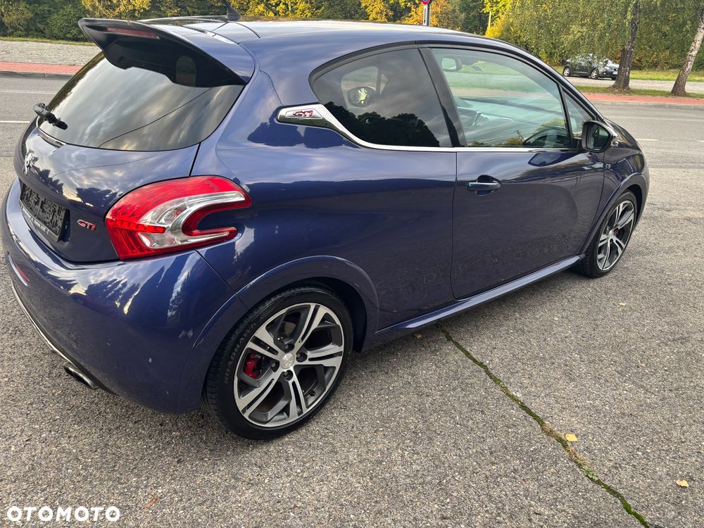 Peugeot 208 1.6 THP GTi - 12