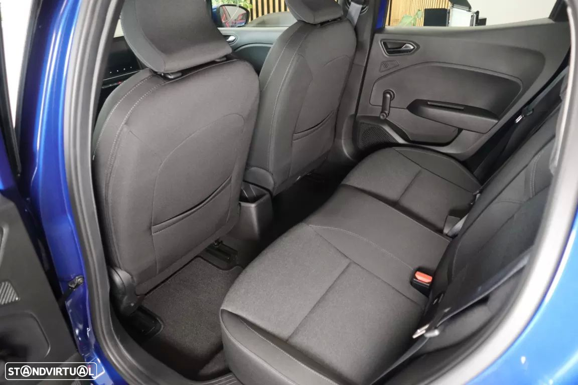 Renault Clio 1.5 Blue dCi Limited - 17