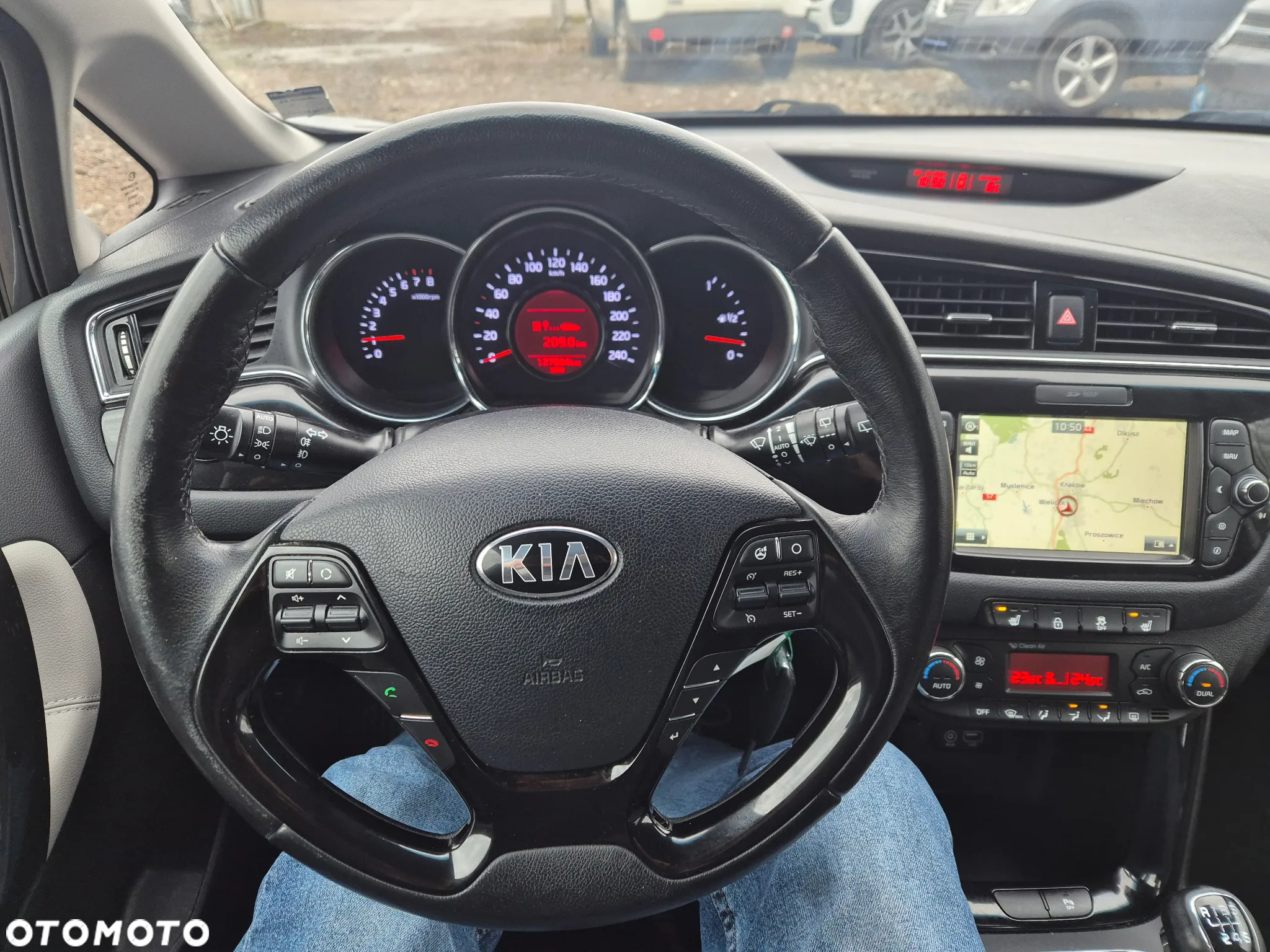 Kia Ceed 1.6 GDI ISG Dream-Team Edition - 18