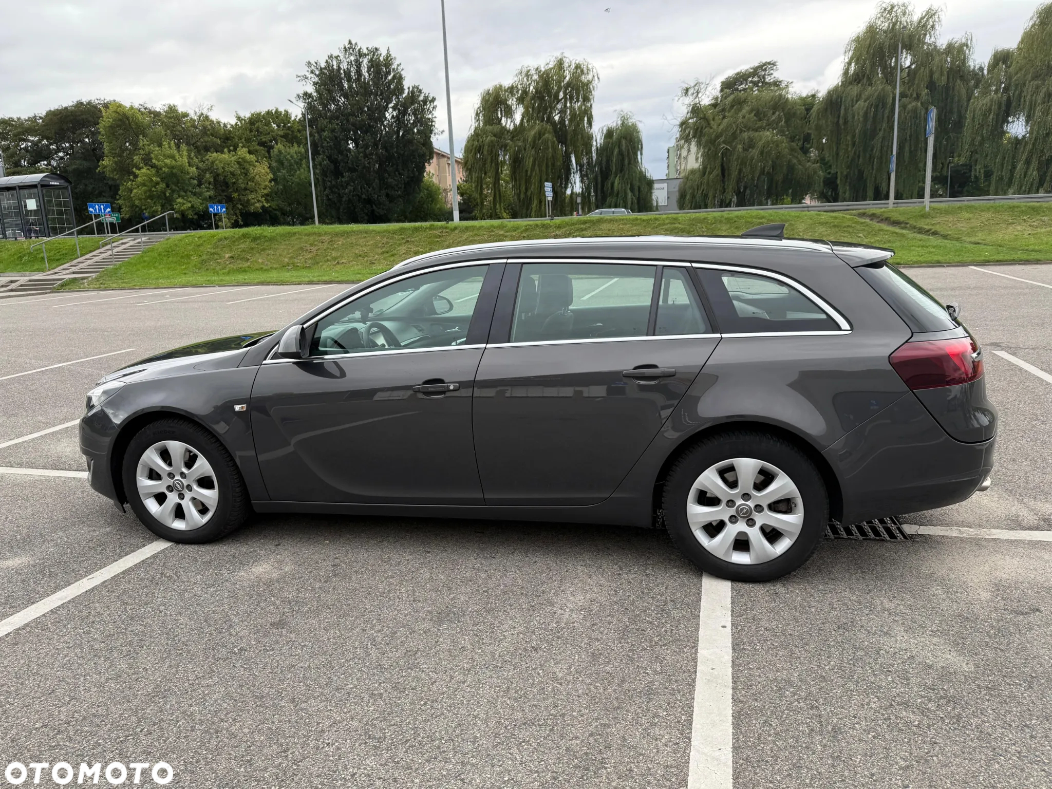 Opel Insignia 2.0 CDTI Sports Tourer Automatik - 2
