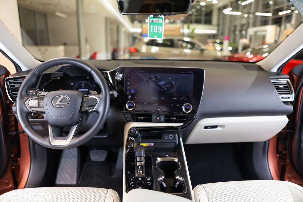 Lexus NX - 7