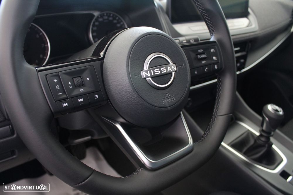 Nissan Qashqai 1.3 DIG-T Engage - 12