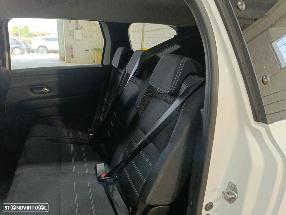 Dacia Jogger 1.0 TCe Comfort 7L - 9