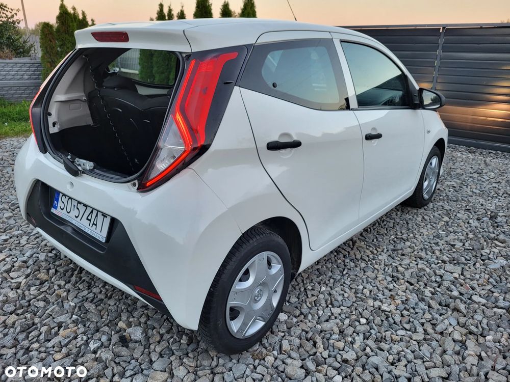 Toyota Aygo - 16