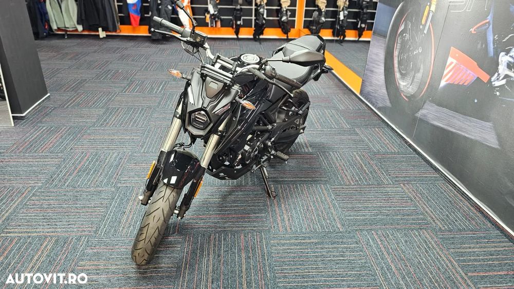 Voge R125