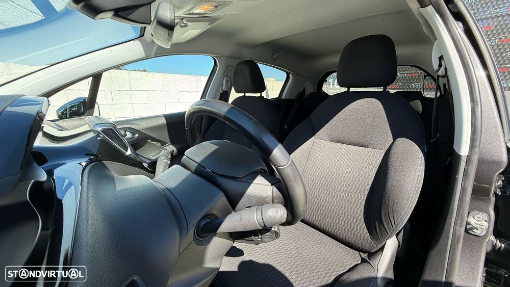 Peugeot 208 1.5 BlueHDi Signature - 16