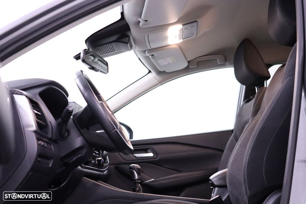 Nissan Qashqai 1.3 DIG-T N-Connecta - 30