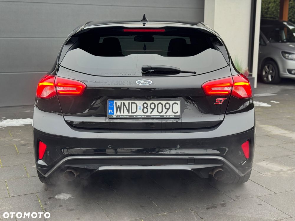 Ford Focus 2.3 EcoBoost ST - 29
