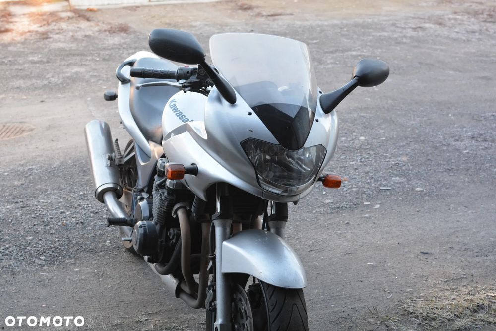 Kawasaki ZR - 9