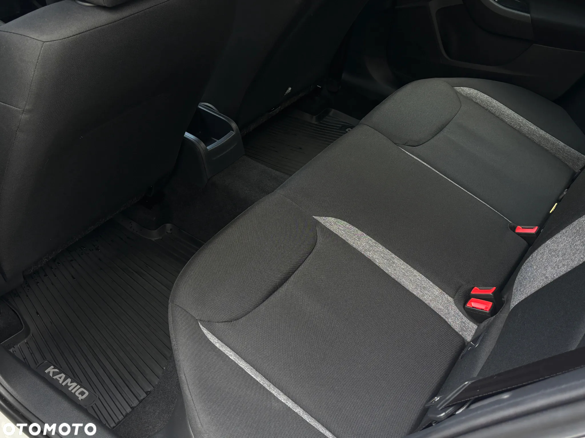 Skoda Kamiq 1.0 TSI Essence - 21