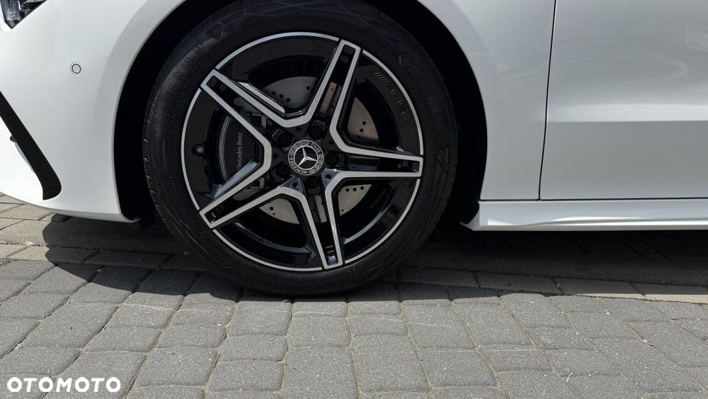 Mercedes-Benz CLA 200 AMG Line 7G-DCT - 18