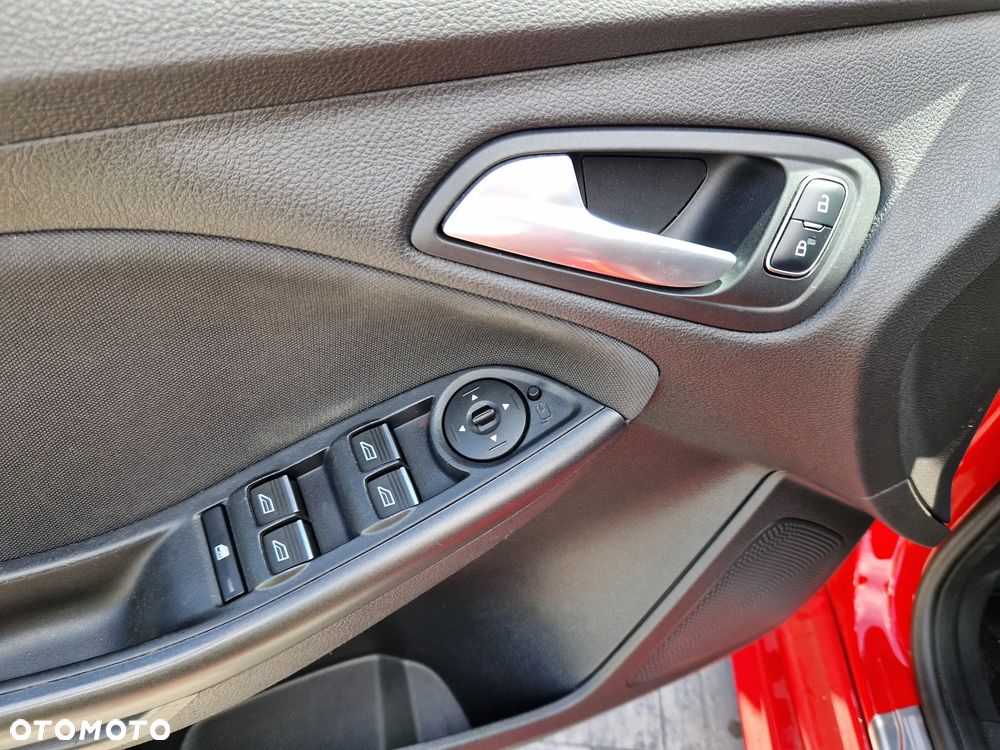 Ford Focus 1.0 EcoBoost ST-Line Red ASS - 12