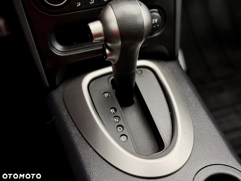 Nissan Qashqai 1.6 Tekna CVT - 14