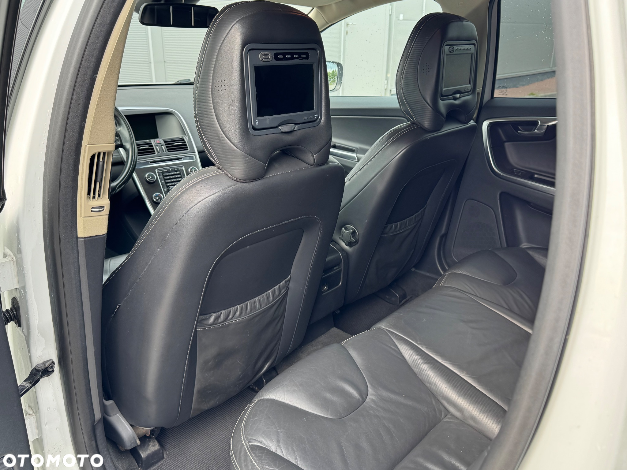 Volvo XC 60 D4 AWD Geartronic RDesign - 5