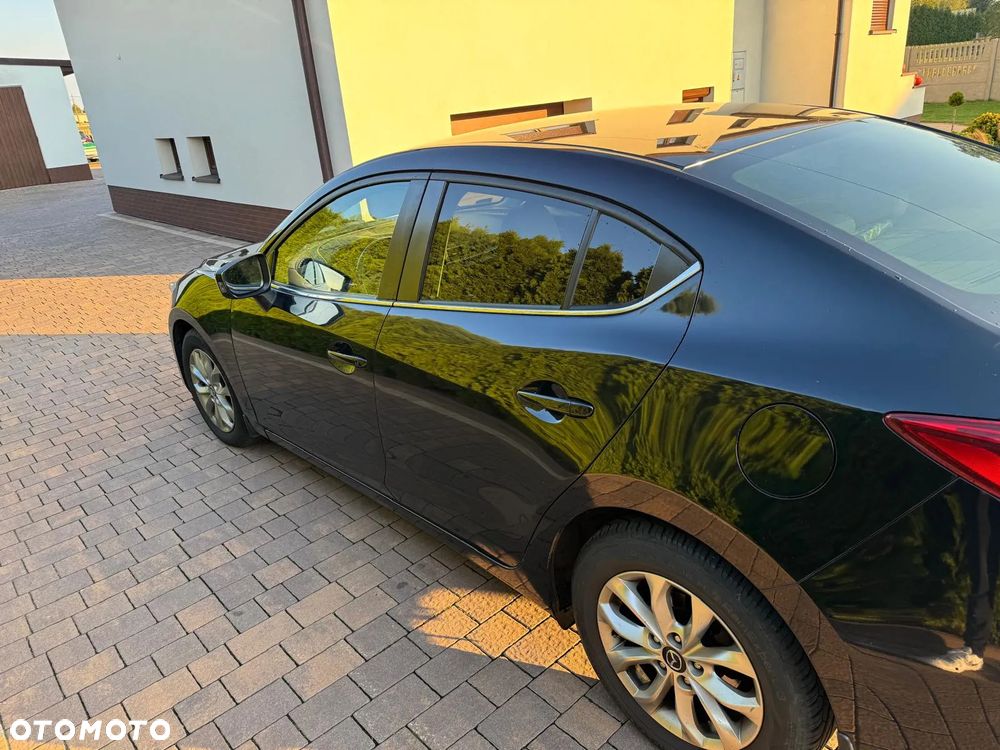 Mazda 3 - 4