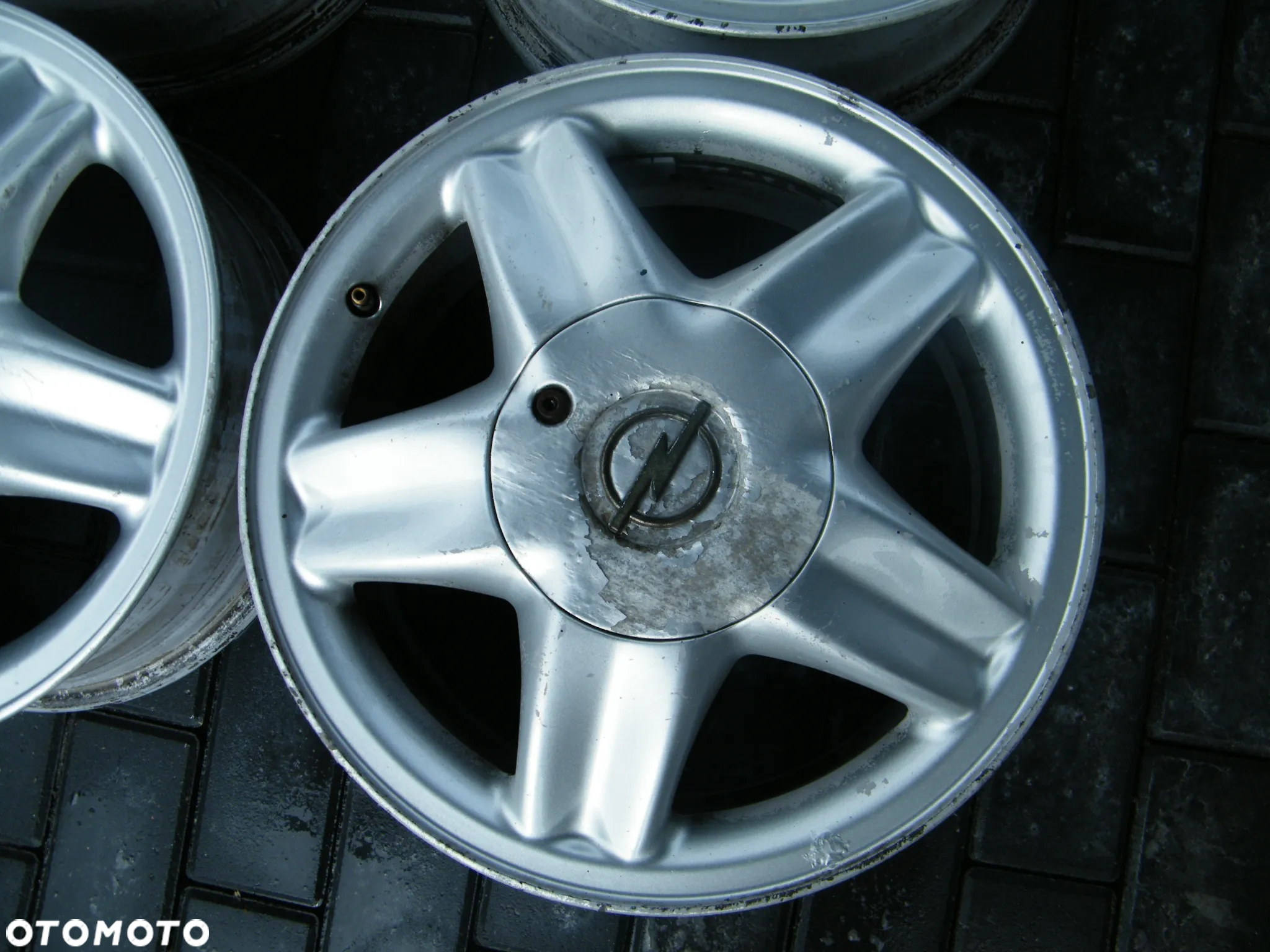 Felgi aluminiowe alufelgi komplet 4x100 ET49 / 6J x 15 otwór 57 - 3