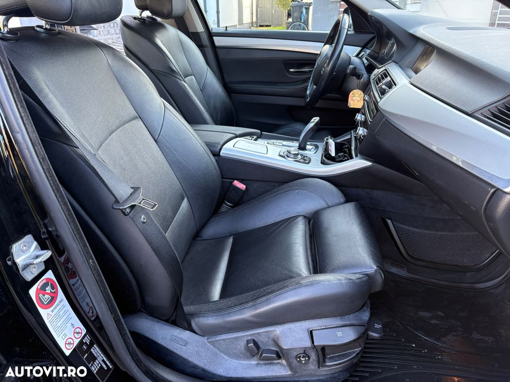 BMW Seria 5 525d xDrive AT - 11