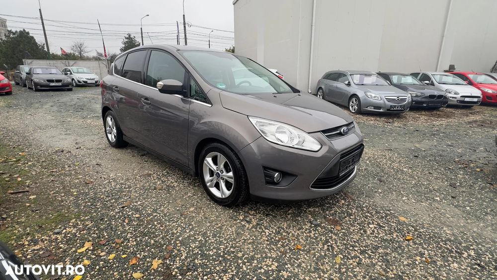 Ford C-Max - 11