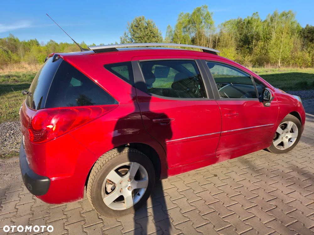Peugeot 207 1.6 - 4