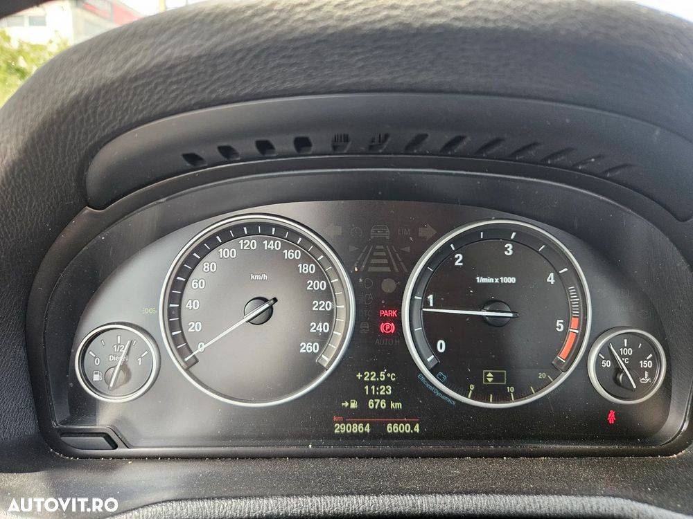 BMW X3 xDrive20d - 12