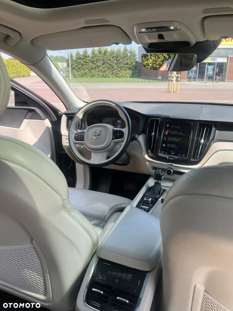Volvo XC 60 D5 SCR AWD Inscription - 13