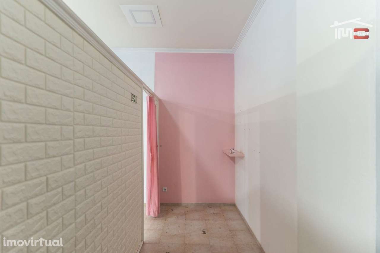 Loja em centro comercial, para arrendamento, Ourém - Fatima - Grande imagem: 5/9