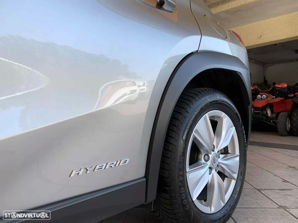 Lexus UX 250h Executive+ - 11