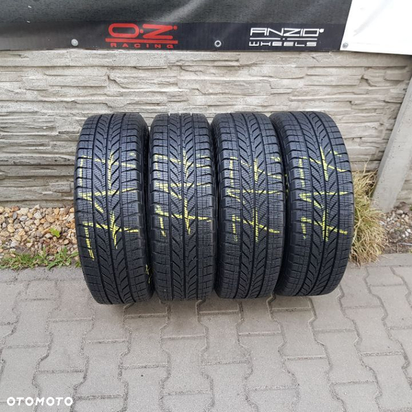 4x 215/65R16C Fulda Conveo Trac 3 Data produkcji 2021 Komplet opon zimowych Poznań