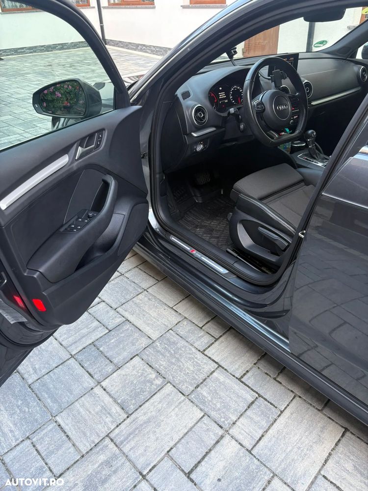 Audi A3 Sportback 2.0 TDI S tronic S line Sportpaket - 4
