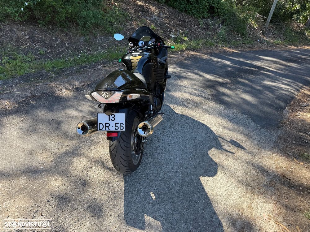 Kawasaki ZZR 1400 - 16