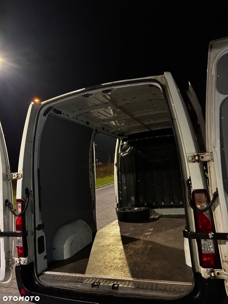 Renault Master 2.3 DCI - 9