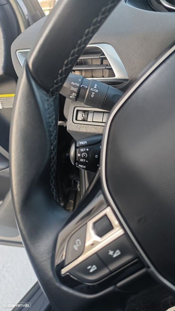 Peugeot 3008 1.6 BlueHDi Allure - 24